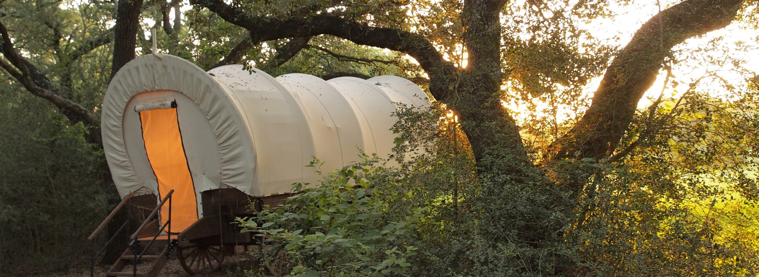 10 Unforgettable Covered Wagon Farm Stays