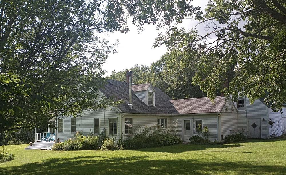 Featured Image - white farm house