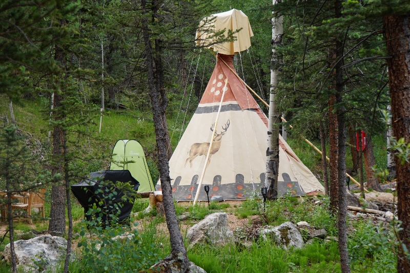 Nomadics Tipi | Farm Stay USA