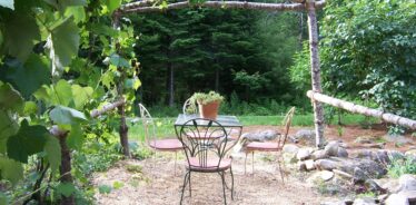 outdoor garden table